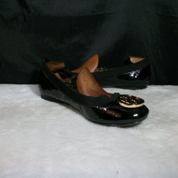 TORY BURCH CAROLINE BLACK PATENT LEATHER FASHION BALLET FLATS 7M FREE SHIP - Picture 3 of 9